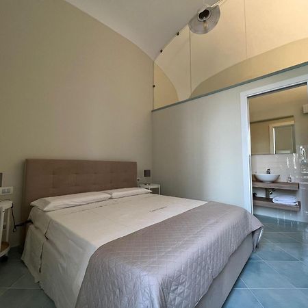 Palazzo Palumbo Hotel Procida Bagian luar foto