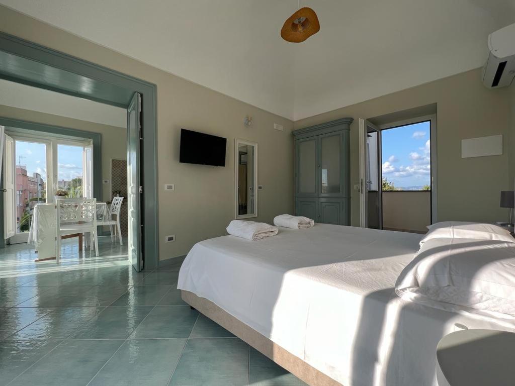Palazzo Palumbo Hotel Procida Bagian luar foto