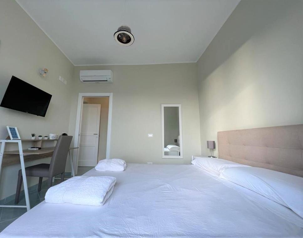 Palazzo Palumbo Hotel Procida Bagian luar foto