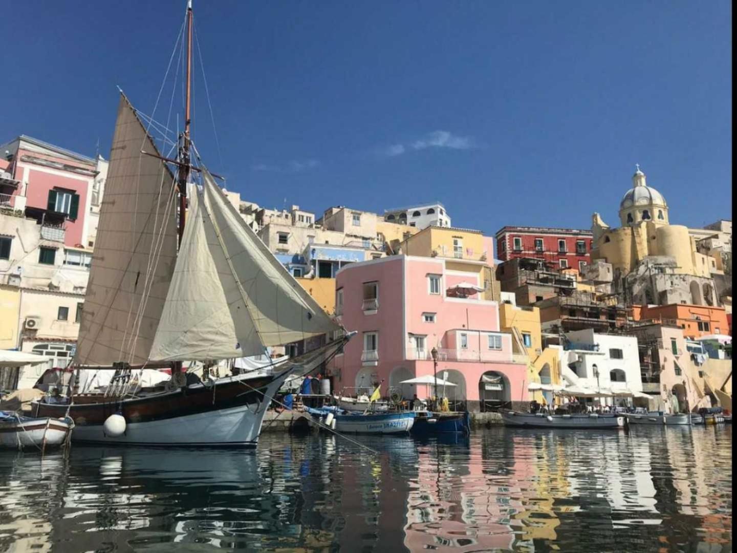 Palazzo Palumbo Hotel Procida Bagian luar foto